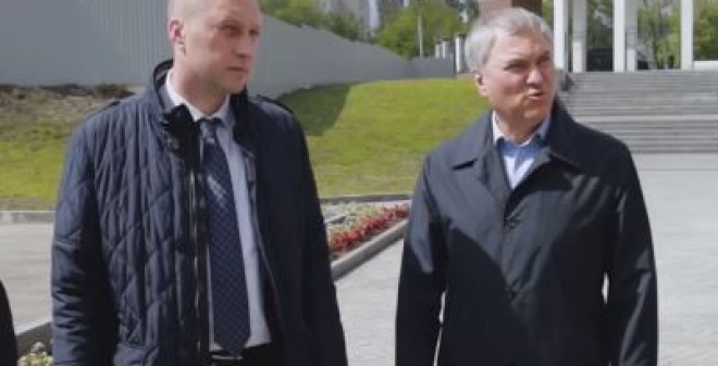 Володин: Недостроенные дома надо завершить и передать квартиры детям-сиротам и многодетным