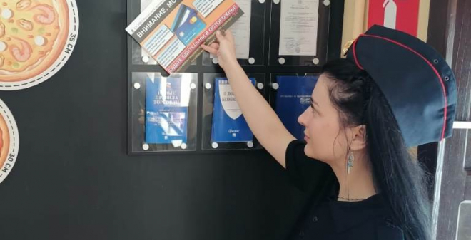 Полицейские Саратова проводят профилактические беседы в трудовых коллективах по предупреждению фактов мошенничества