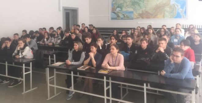 В Саратове полицейские провели мероприятие в рамках акции «Сообщи, где торгуют смертью»