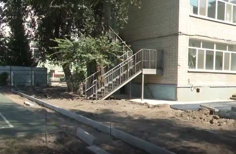 Володин: Территории 11 детских садов в Энгельсе будут отремонтированы до октября 2026 года