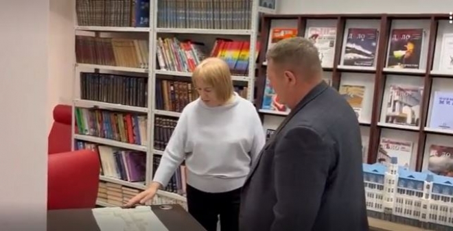Николай Панков предложил развивать сотрудничество городских и сельских библиотек с областной  библиотекой для слепых