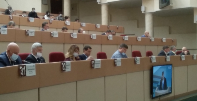 Депутаты гордумы внесли изменения в бюджет Саратова