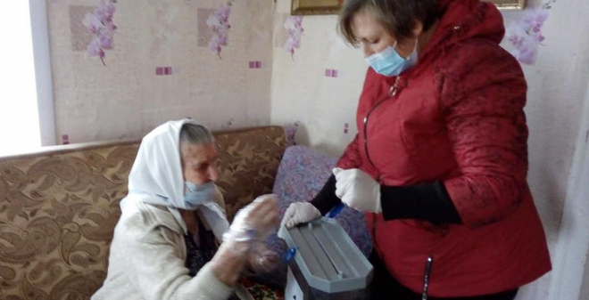 Выборы 2021. Анна Зеленкина: Голосую, чтобы показать молодому поколению пример