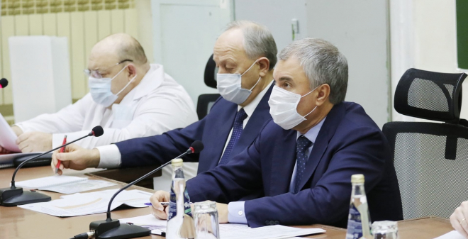 Вячеслав Володин: «Не надо очковтирательством заниматься по поводу наличия лекарств»