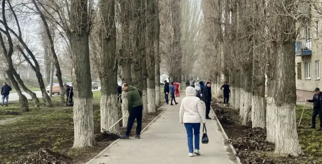Неравнодушные саратовцы вышли на общегородской субботник