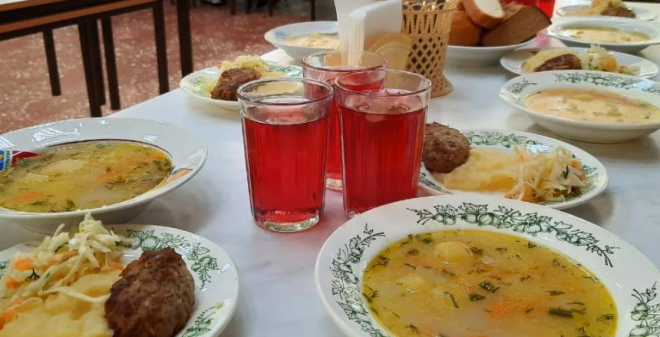 В детских лагерях Саратовской области пройдут повторные проверки организации питания