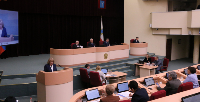В бюджет Саратовской области дополнительно завели 1,5 млрд рублей на жилье для детей-сирот
