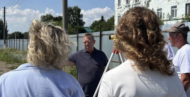 Панков призвал усилить контроль за строительством спортобъектов в Аткарске