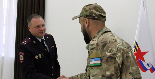 В Саратове еще один участник СВО из Узбекистана получил российское гражданство