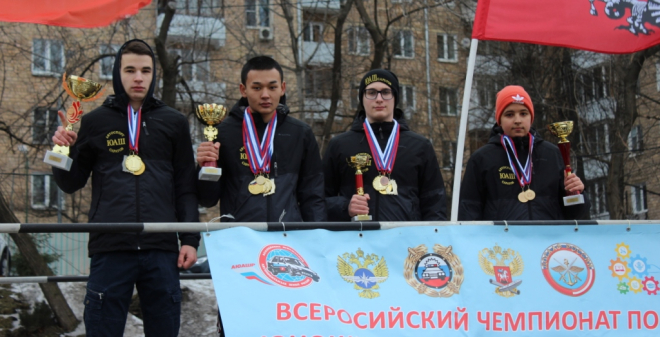 Саратовская команда стала победителем Всероссийского зимнего чемпионата по юношескому автомногоборью