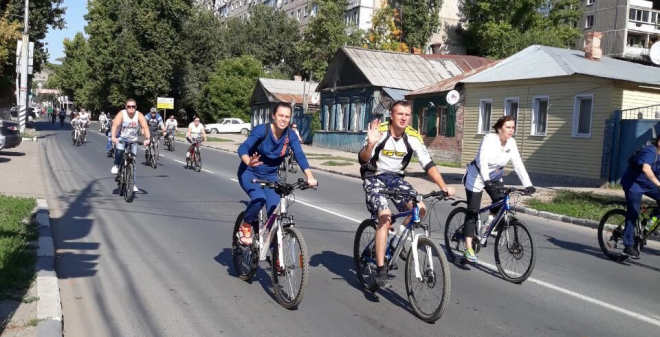 Кручу педали! Участники велопарада покоряют город