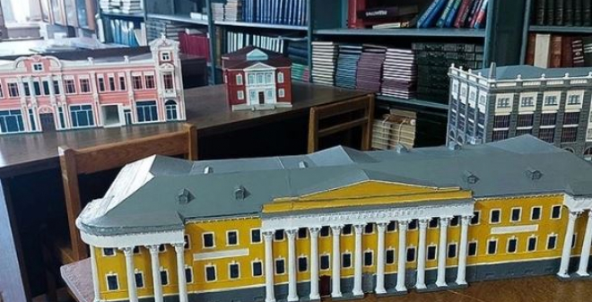 Ветераны СВО посетили выставку «Зримый Саратов»