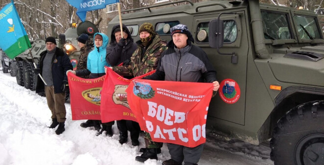 Саратовская бронетехника отправилась в Керчь