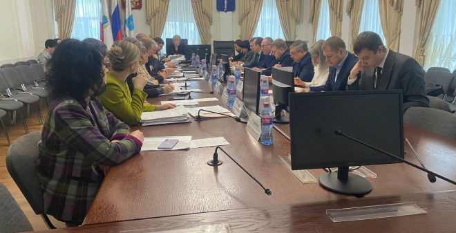 Лада Мокроусова провела совещание по вопросу демографической ситуации в Саратове