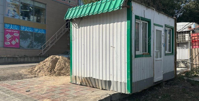 Собственнику незаконного торгового павильона объявлено предупреждение