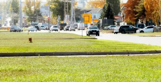 На Вольском тракте установили автополив