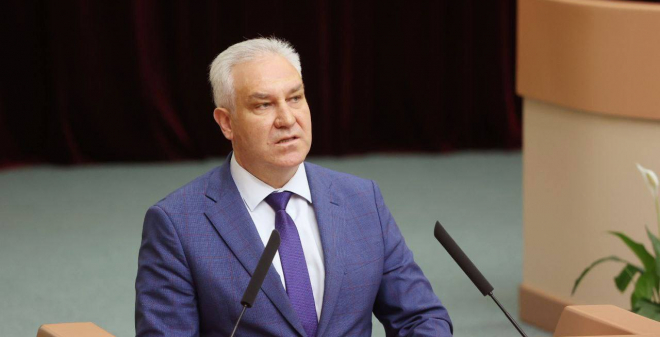 Алексей Антонов: В бюджете области на будущий год должны быть заложены средства на ремонт спортзалов в школах, как и на другие учреждения соцсферы