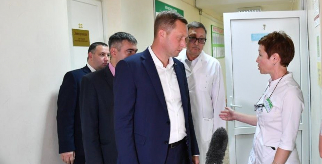 Роман Бусаргин: Больница в Ртищеве должна получить дополнительное развитие, чтобы стать межрайонным центром