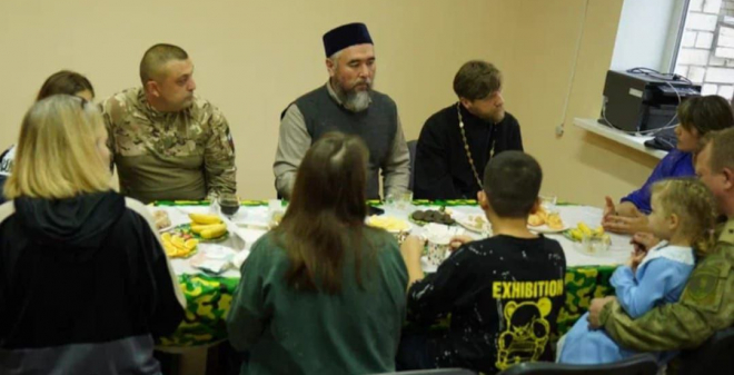 В штабе Комитета семей воинов Отечества отметили День отца
