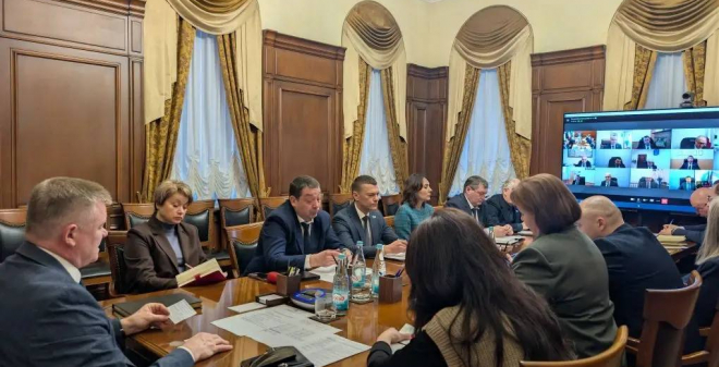 Михаил Исаев провел совещание по вопросам городского хозяйства