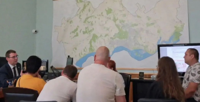 В комитете по управлению имуществом города продолжаются еженедельные встречи с многодетными семьями