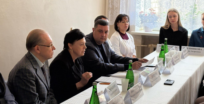В Перелюбе прошло совещание о перспективах развития здравоохранения в рамках разработки Стратегии развития отдаленных районов