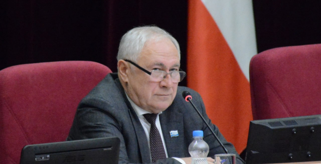 Сергей Овсянников: Депутаты готовы к разработке нормативных документов на местном уровне после вступления законодательного запрета «наливаек» в силу
