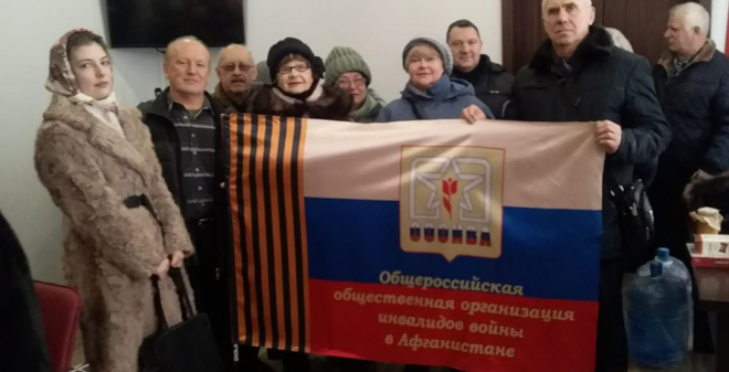 В областном центре продолжается сбор подписей на предстоящие выборы Президента