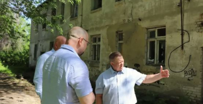 Панков рассказал, как решается проблема сноса аварийных домов в Заводском районе