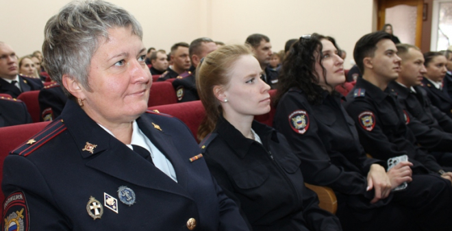 В Саратове отметили День сотрудника органов внутренних дел
