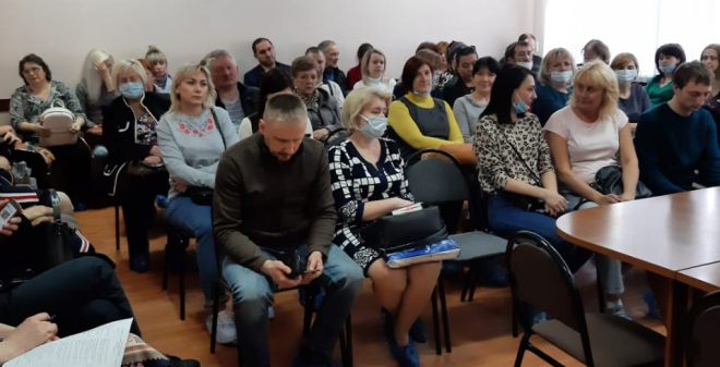 Глава администрации Ленинского района Лада Мокроусова провела встречу с жителями микрорайонов 3-я и 4-я Дачные