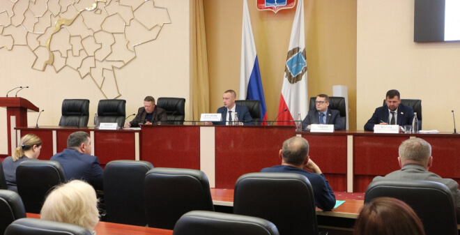 Роман Бусаргин: Программа ремонта дорог формируется с учетом мнения жителей