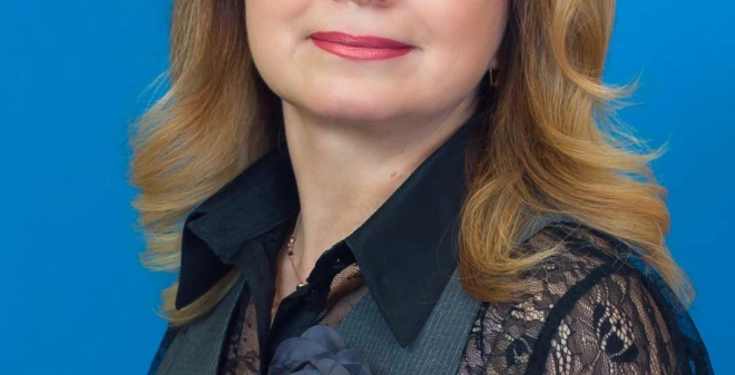 Елена Перепелицина: Наша задача - обеспечить возможность учебы в одну смену для всех саратовских учащихся