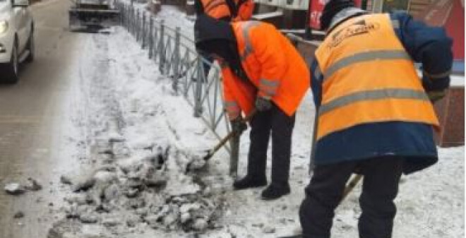 В уборке города сегодня были задействованы более 6 тысяч человек