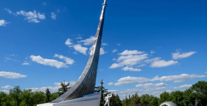 День космонавтики. Лада Мокроусова поздравила саратовцев с праздником
