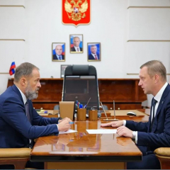 Полномочный представитель Президента РФ в ПФО Игорь Комаров и губернатор Роман Бусаргин на встрече обсудили социально-экономическое развитие региона