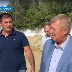 Панков указал на проблемы при реконструкции стадиона в Аткарске