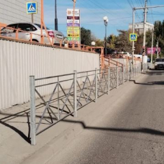 На аварийных участках дорог установили элементы безопасности