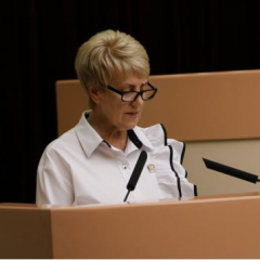 Антонина Галяшкина рассказала о контроле депутатов за реализацией региональных программ в социальной сфере