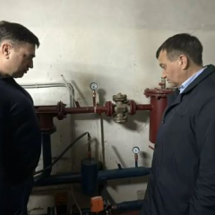 Депутаты облдумы проверяют подачу тепла в соцобъекты и жилые дома