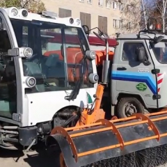 В мэрии обсудили готовность дорожной техники и противогололедных материалов к зиме