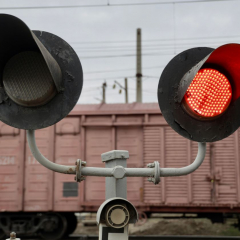 В Саратове на 30 часов закроют железнодорожный переезд