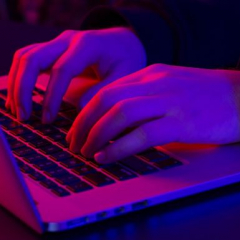 Бесплатный Wi-Fi, вышки в селах и гайд по «Тройке»: как Минцифры Саратовской области отвечает на запросы жителей