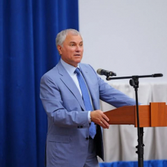  Володин – местным властям: вы зачем делаете заказчиками работ заведующих детских садиков и директоров школ?