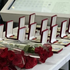 Матерям участников СВО вручили почетный знак «Мать защитника Отечества»