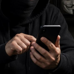 Мошенники рассылают сообщения от имени судебных приставов в мессенджере MAX