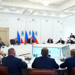 Роман Бусаргин провел совещание по вопросам пожарной безопасности, здравоохранению и приему граждан