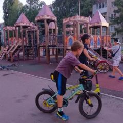 В Петровске построили «замок» для детей по нацпроекту