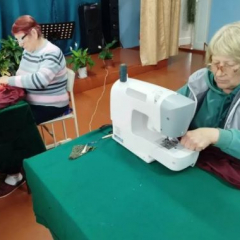 Волонтеры Аткарского района организовали производство нательного белья для бойцов на СВО