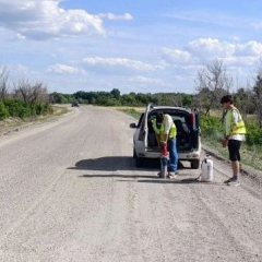 В Краснопартизанском районе специалисты проверили качество ремонта дороги «Горный - Березово»